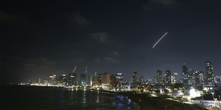 Amerikan bombardıman uçakları Türk hava sahasını kullandı mı?