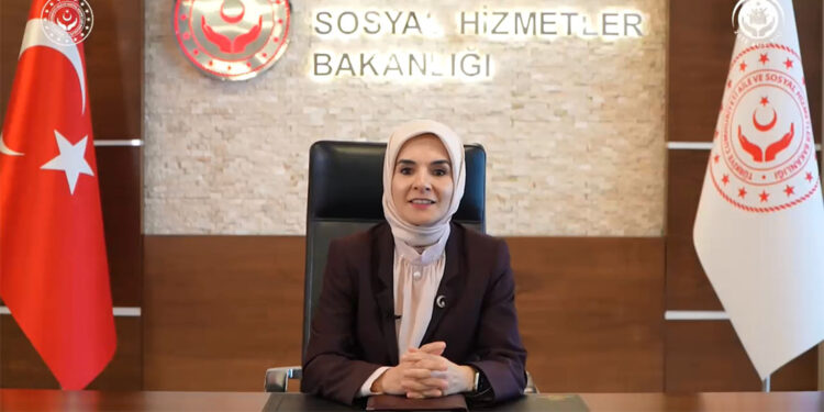 Bakan Göktaş'tan 'Koruyucu Aile Günü' mesajı