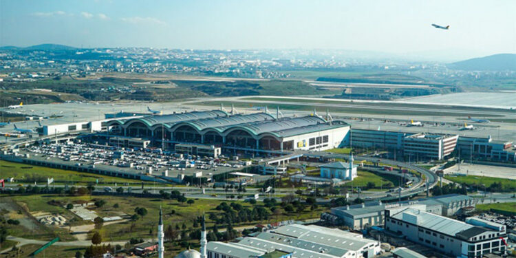 Sabiha Gökçen Havalimanı 5 günde 701 bini aşkın yolcuya hizmet verdi