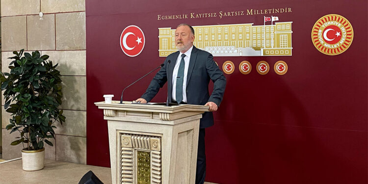 Türkiye'de barışı inşa etmek belki İsrail'i de durduracaktır