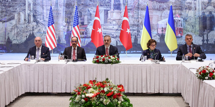 Ukrayna ve Rusya heyetleri 3. kez İstanbul'da bir araya gelecek