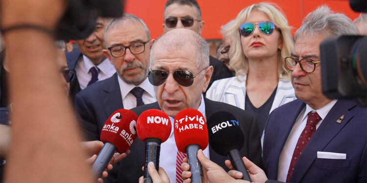 Anayasanın beni korumadığını biliyorum, sizi de korumuyor