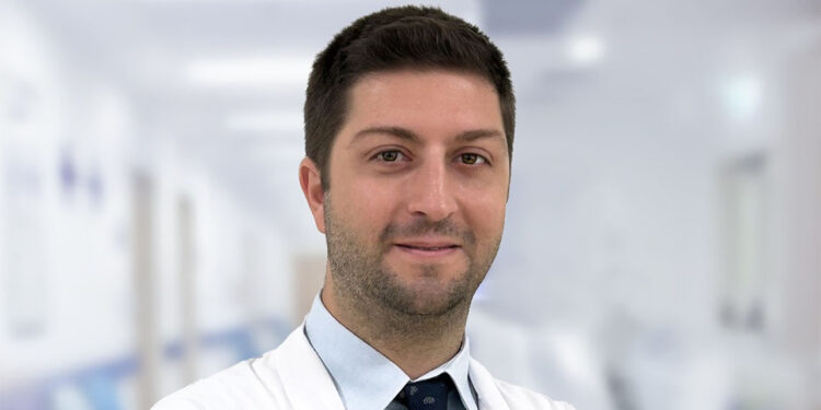 Kalp krizi, göğüs dışı belirtilerle de ortaya çıkabilir