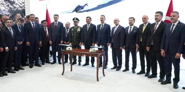 48 adet KAAN'ın satışı için Endonezya ile imzalar atıldı