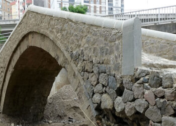 200 yıllık Doğançay Köprüsü yıkılma tehlikesiyle karşı karşıya