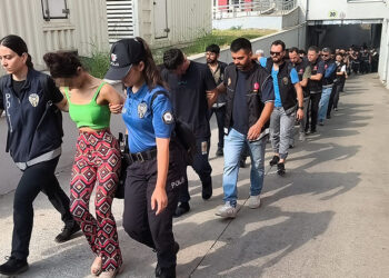 Adana merkezli 6 ilde torbacı operasyonu