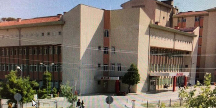 Aydın'da 46 işçi gıda zehirlenmesi şüphesiyle hastaneye başvurdu