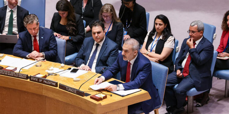 İsrail savaş makinesini durdurun