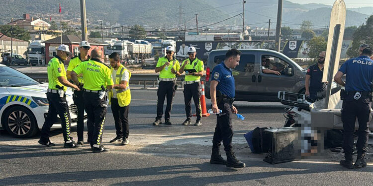 Kocaeli'de bariyerlere çarpan motosikletin sürücüsü öldü