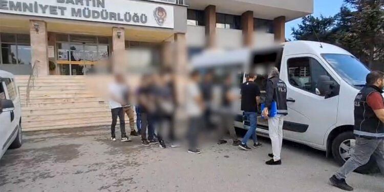 Bartın'da uyuşturucu operasyonu; 8 tutuklama