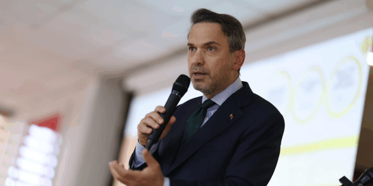 Bakan Bayraktar açıkladı; Elektrikte sorun yok