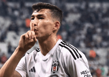 Beşiktaş, Bakhtiyor Zainutdinov'un transferi için anlaştı