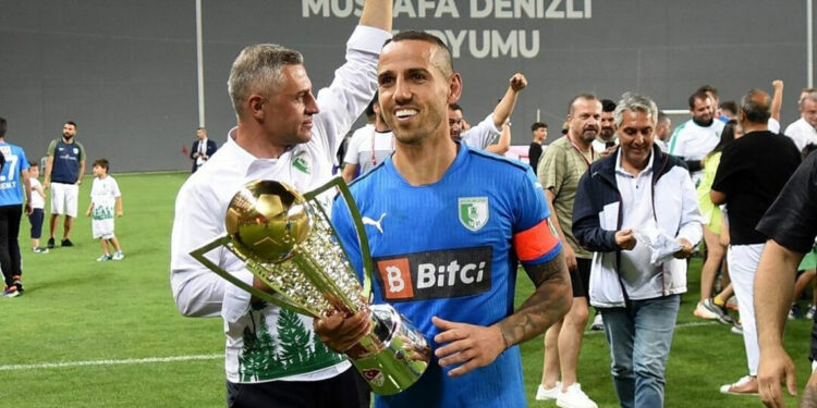 Bodrum FK'da Erkan Değişmez'den futbola veda