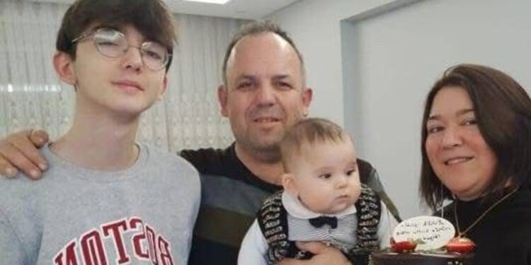 Bursa'da otomobil ile kamyon çarpıştı: Aynı aileden 3 ölü, 1 yaralı