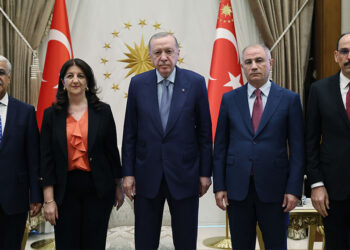 Cumhurbaşkanı Erdoğan DEM Parti heyetini kabul etti!