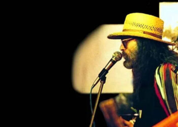 Müziğiyle yaşayan efsane