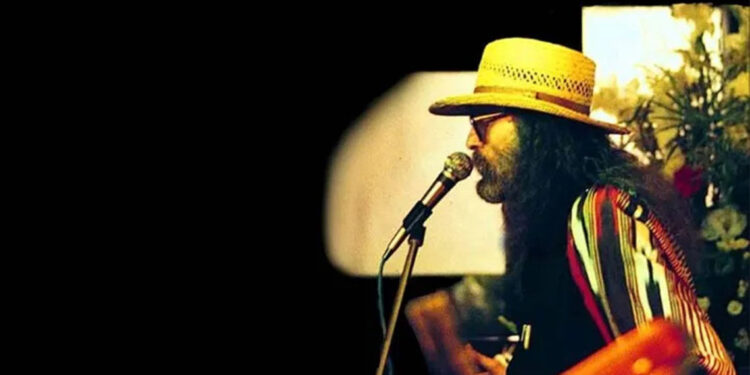 Müziğiyle yaşayan efsane