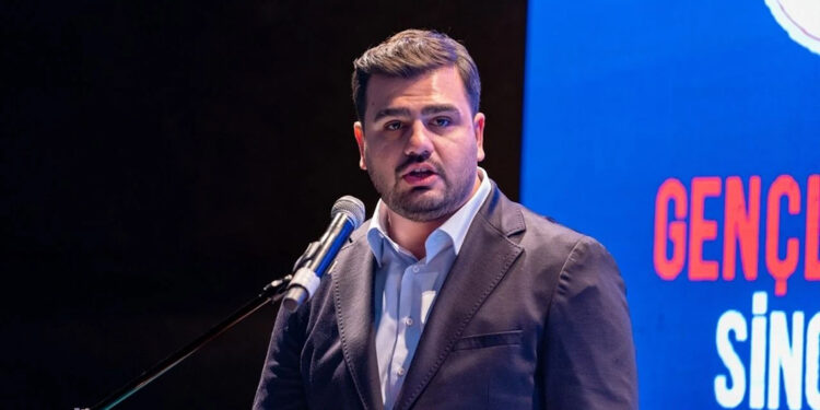 Çeşme susuz değil CHP'siz kalmalı