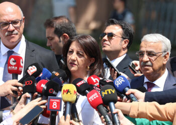 Pervin Buldan'dan PKK'lıların siyasete katılma talepleri hakkında açıklama