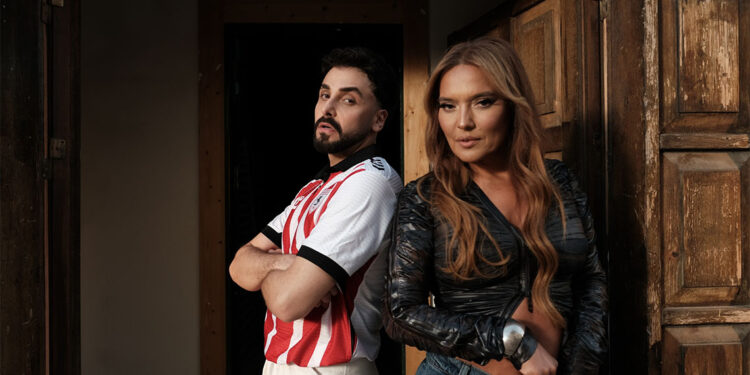 "Yerinde Dur" Dünya Listelerinde Zirvede!