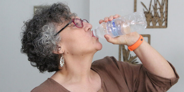 ‘Terliyken soğuk su içme, hasta olursun’ inanışı şehir efsanesi