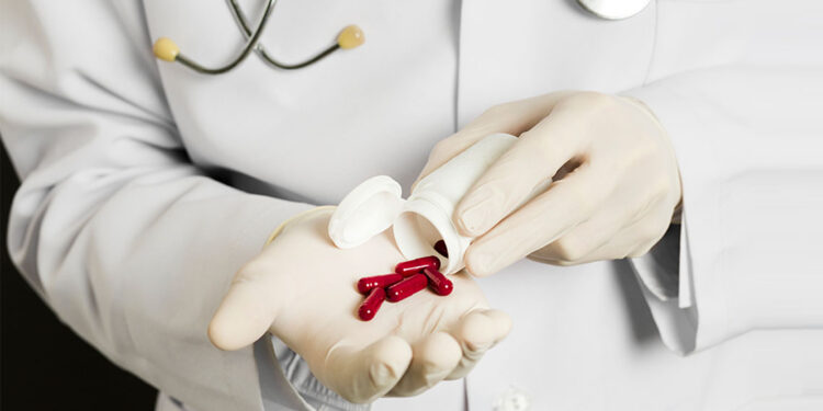 'Uzman hekim randevusu' iddialarına yalanlama