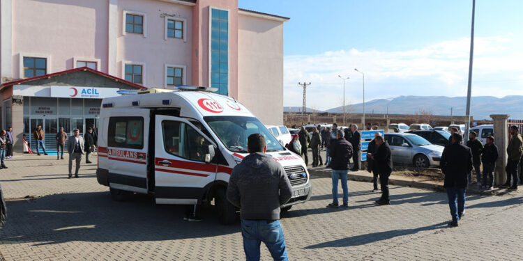 Bingöl'de benzin bidonu patladı; 6 yaralı