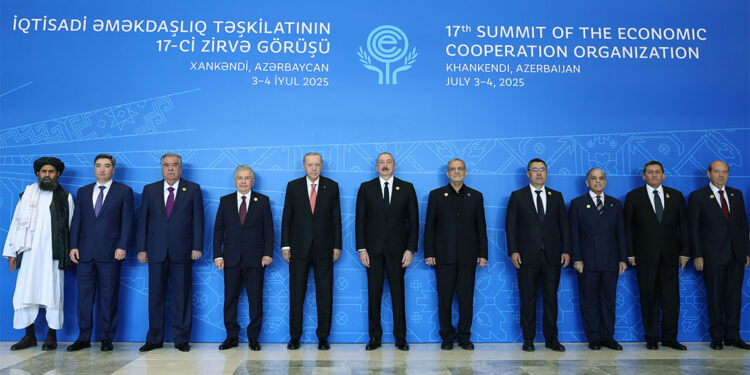 Ekonomik İşbirliği Teşkilatı 17'inci Zirvesi başladı