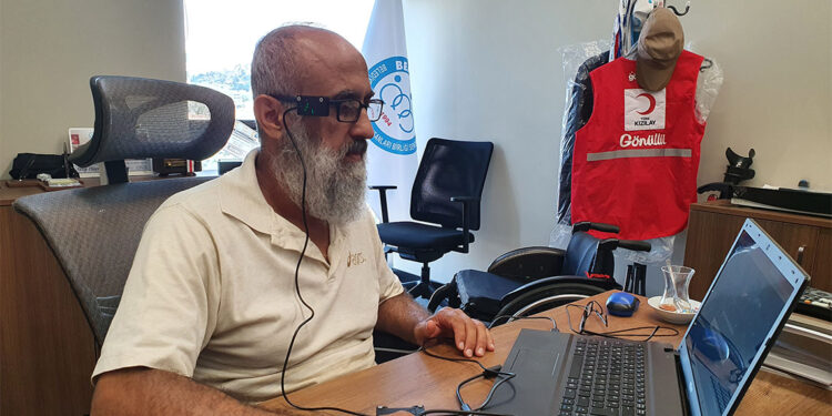 mühendis adaylarına engelsiz yaşamı anlatıyor