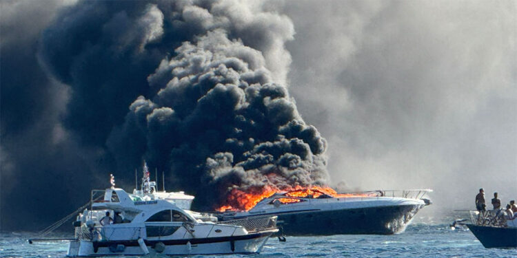 ILLUSION isimli yat alev alev yandı