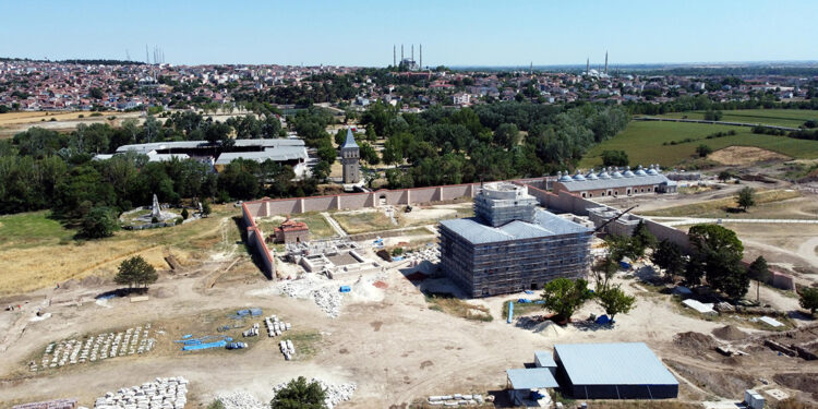 Edirne Sarayı'nın yüzde 50'si ihya edildi