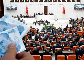 Emekli maaş artışını içeren teklif Meclis'ten geçti