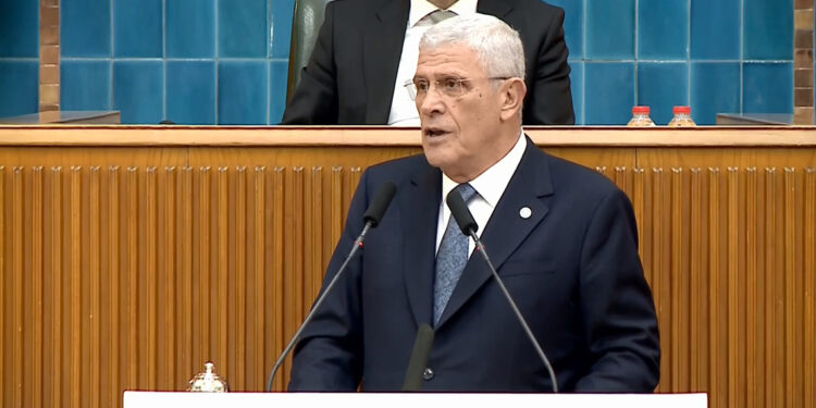 En düşük emekli maaşını asgari ücret seviyesine getirin