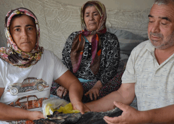 Evlerinde çıkan yangında 90 bin lira birikimleri de yandı