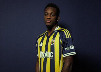 Fenerbahçe, Jhon Duran'ı kadrosuna kattı
