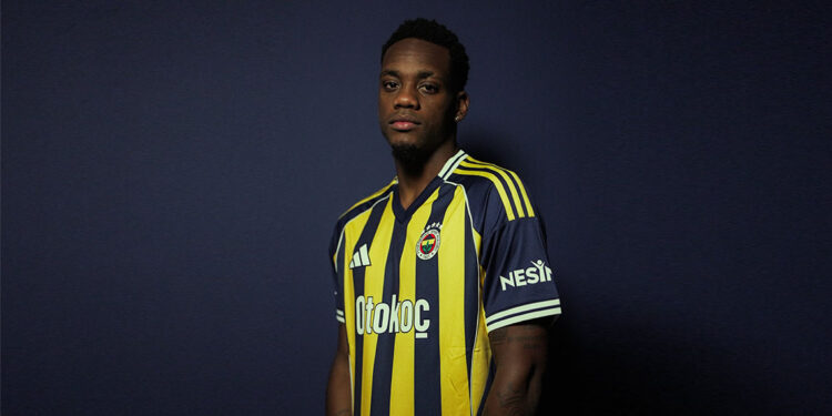 Fenerbahçe, Jhon Duran'ı kadrosuna kattı