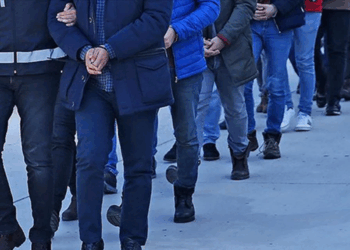FETÖ'nün güncel finans yapılanmasına operasyon: 6 gözaltı kararı