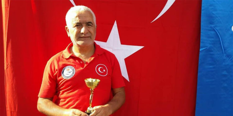 Milli Yüzücü Kamil Köseoğlu hayatını kaybetti