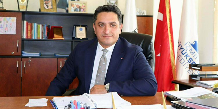 İZBETON Genel Müdürü Heval Savaş Kaya tutuklandı