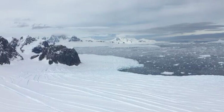 Hızla eriyen buzullar dünyayı ısıtıyor