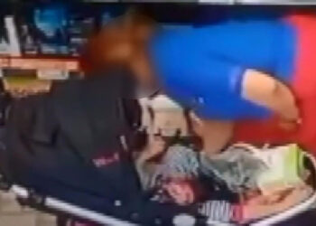 Avcılar'da bebek arabasıyla hırsızlık