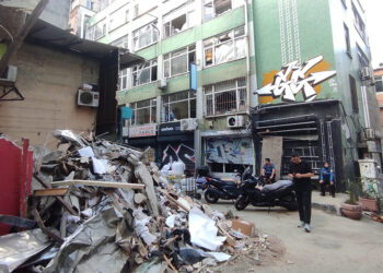 Beyoğlu'ndaki patlamanın izleri gün aydınlanınca ortaya çıktı