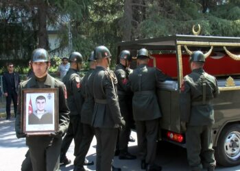 Sıvı kaybından şehit olan er Hayrullah Hamit Karaman toprağa verildi