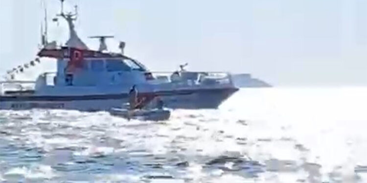 Heybeliada açıklarında motoryat tekneye çarptı
