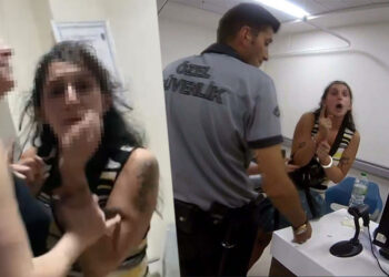 Taksim'de polisi tehdit edip doktorlara saldıran 2 kadın yeniden yargılanacak