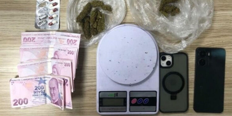 İzmir'de asayiş ekipleri, bir haftada 585 kişiyi yakaladı