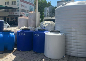 İzmir'de su deposu satışları yüzde 100'ün üzerinde arttı