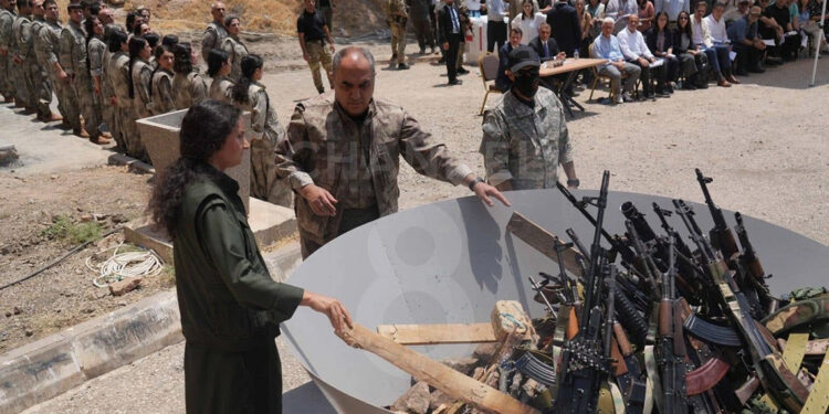 İlk PKK'lı grup silah bıraktı