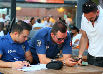 İzmir'de sigara denetimi