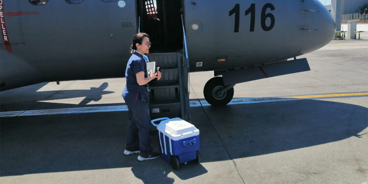 Acil organ nakli bekleyen bir hasta için "kalp grefti" ulaştırıldı